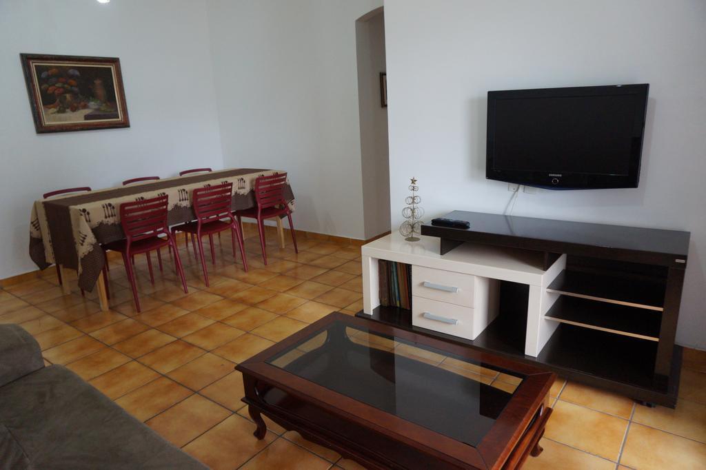 Apartamento Aureo Guenaga Guaruja Ruang foto